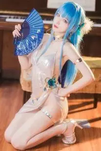 Cosplay 封疆疆v NIKKE 胜利女神 海伦娜