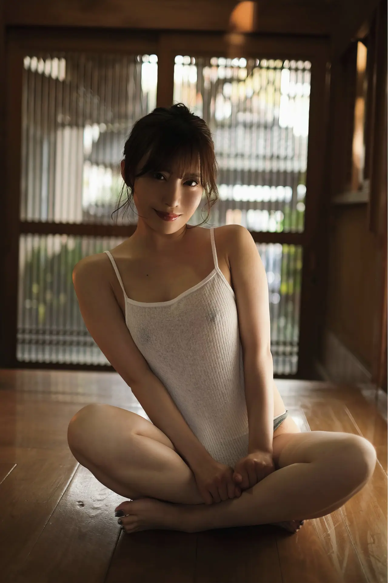 [望月りさ] 雪白飽滿極品身材 無人能抵抗