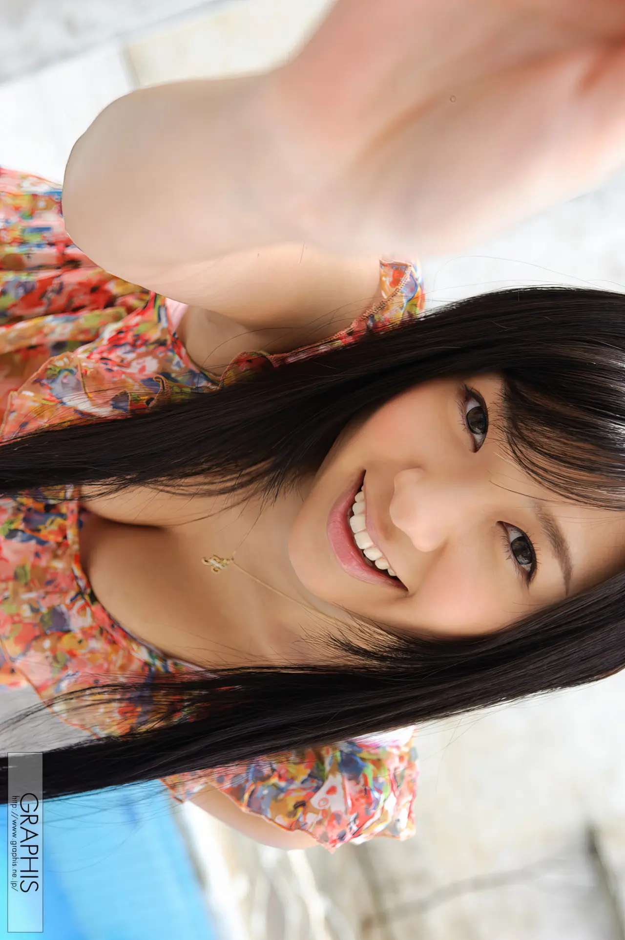 [小倉奈々] 身材前凸後翹不得了 擁有雪白酥胸與修長美腿