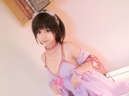 蠢沫沫 加藤惠睡衣