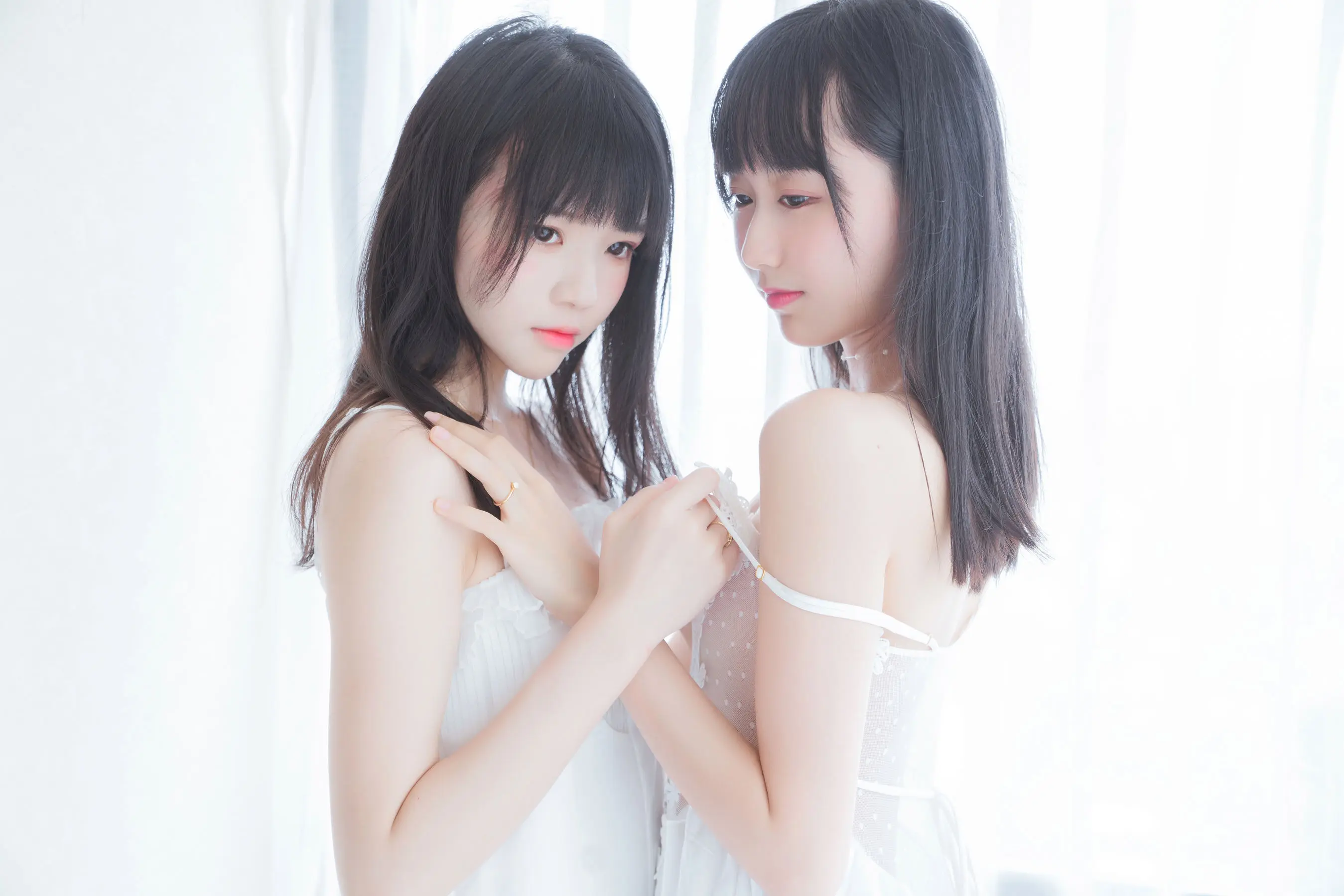 木綿綿OwO&櫻桃喵 朝 (白裙×白裙)