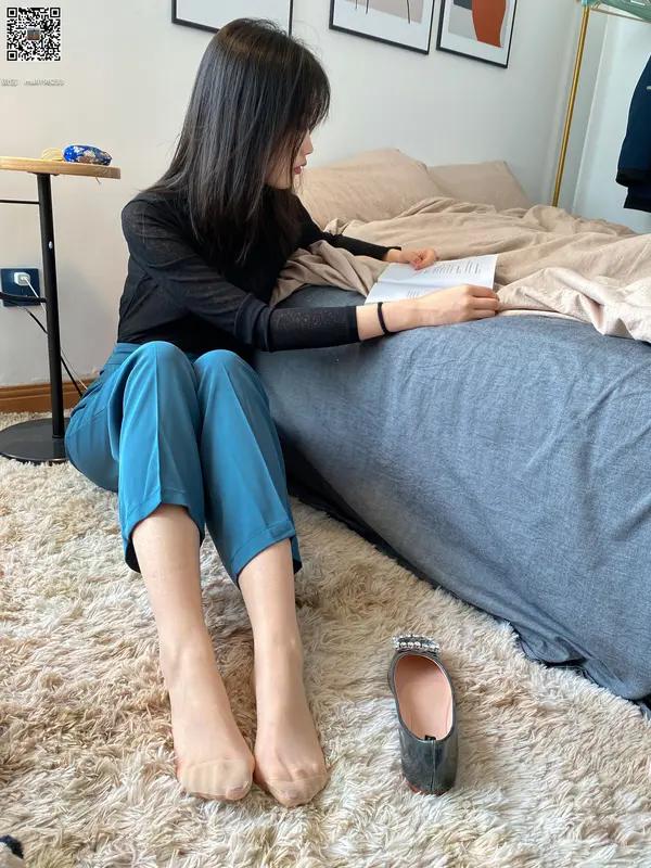 美晗《玩腳》
