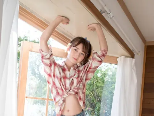 近藤あさみ  逆天白嫩美腿...身材超惹火！網暴動