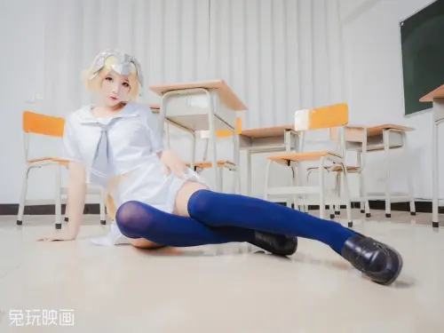 [兔玩映畫] - 白貞制服