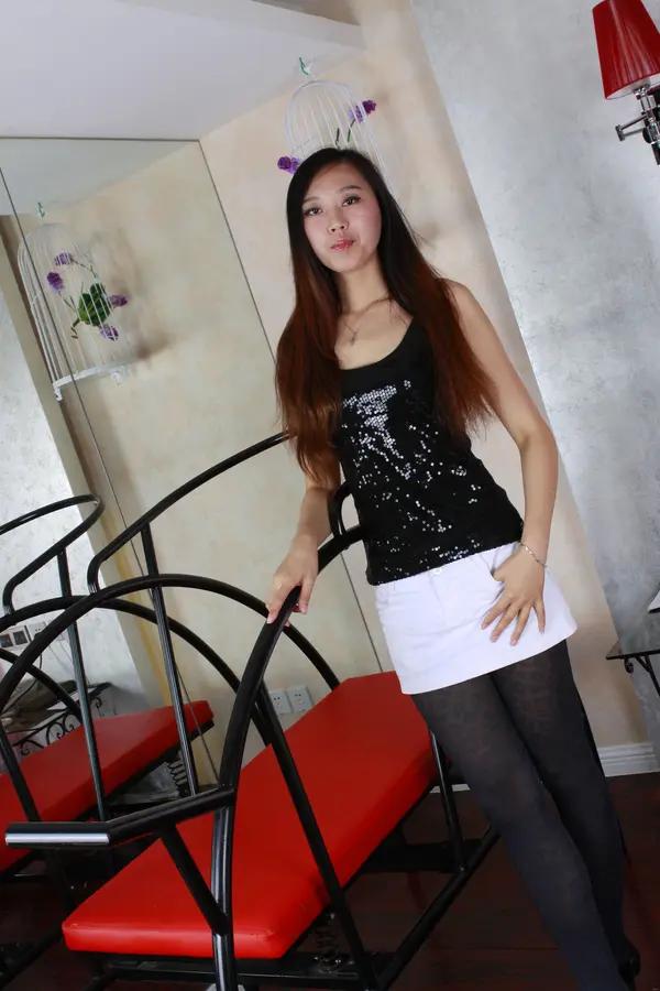 國模若曦大尺度人體私拍套圖