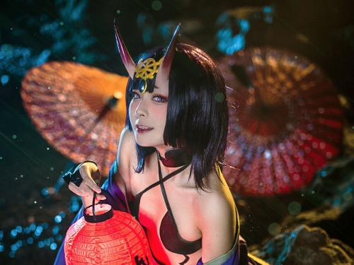 FGO    酒吞童子-千紅萬紫・神力鬼毒    CN：百合歐皇子