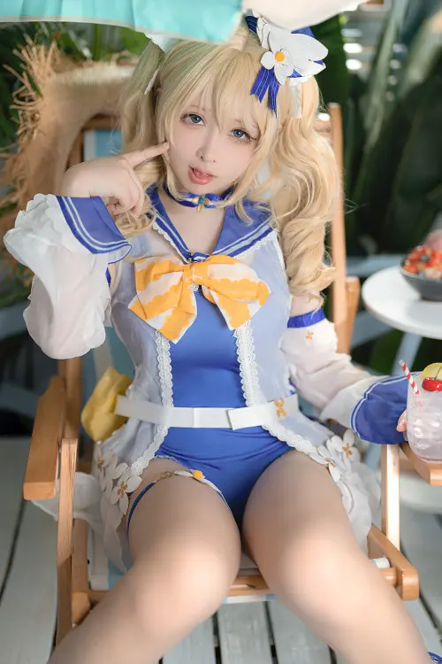 Cosplay 樱梨梨 芭芭拉泳装