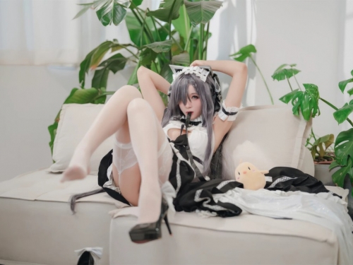 碧藍航線 奧古斯特女仆