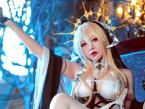 半半子 インプラカブル 修道女