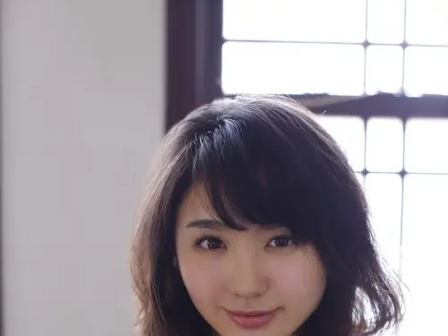 おのののか  「渾圓ㄉㄨㄞ奶」火辣身材網直呼太犯規