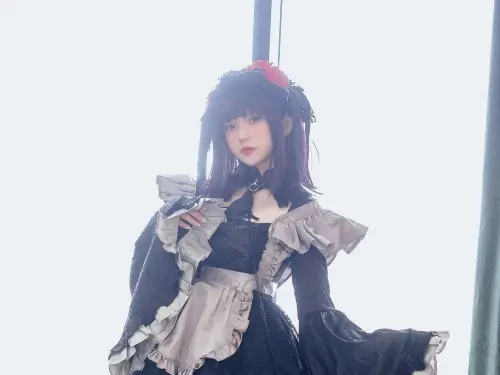 Messie Huang - Shizuku Kuroe Sono Bisque Doll Wa Koi O Suru