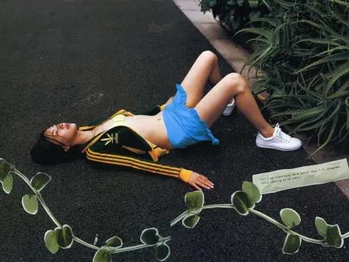 淺見麗奈 (淺見 れいな)(寫真集) (月刊シリーズ 072) - 月刊072