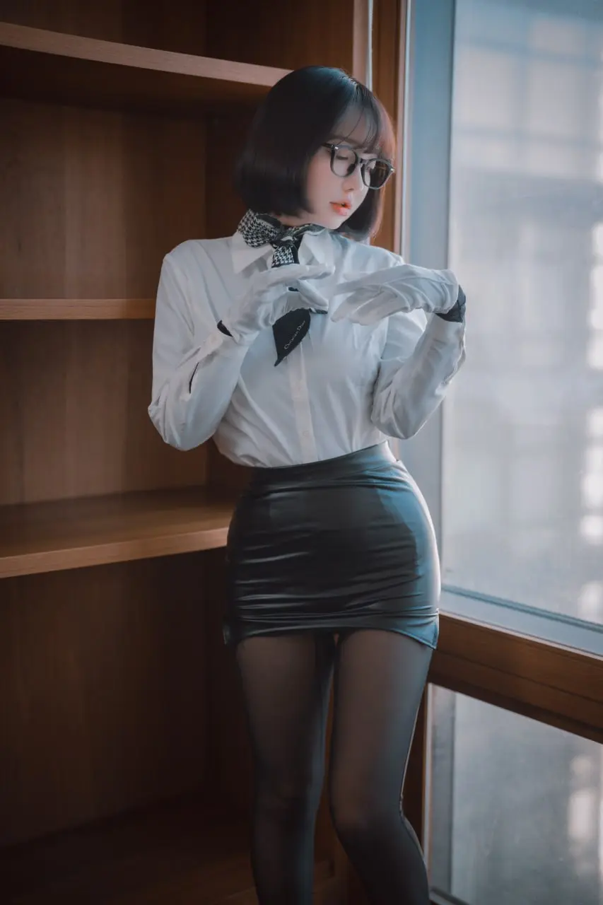 [DJAWA] YeEun - Naughty Supervisor