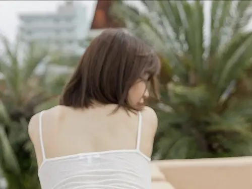 [真中つぐ] 溫柔婉約的氣質 身材更是美呆了