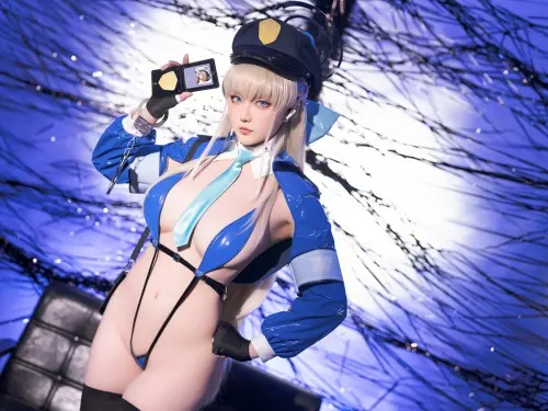 Coser小姐姐星之遲遲飛鳥馬時主題性感藍色情趣連體內衣配黑絲襪秀惹火身材誘惑寫真