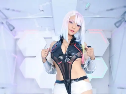 Lucyna Kushinada (Pattie Cosplay)