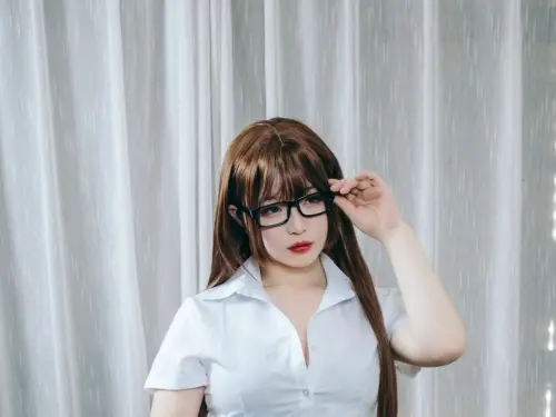 [兔玩映畫] - 桃子的OL制服