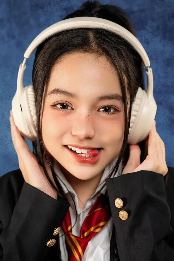 Nữ diễn viên nhí gây hot 