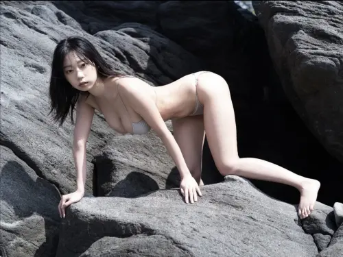 青山光 (青山ひかる)FRIDAYデジタル寫真集 る 異次元Ｉカップ