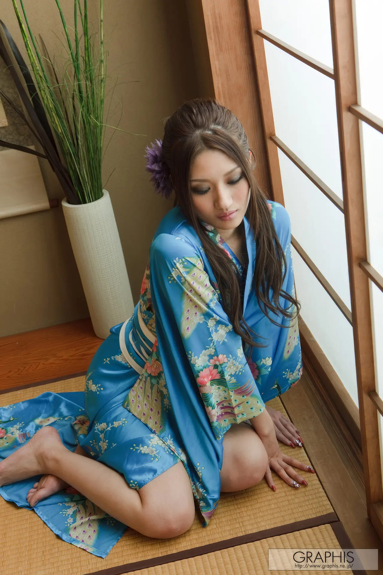 Kazuki Asou 麻生香月, Graphis Limited Edition 2010.01