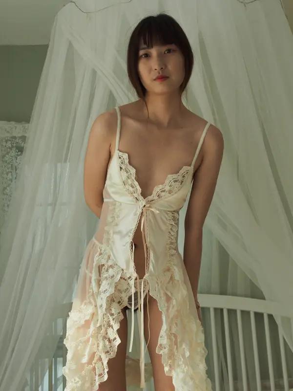 國模小熊性感寫真套圖