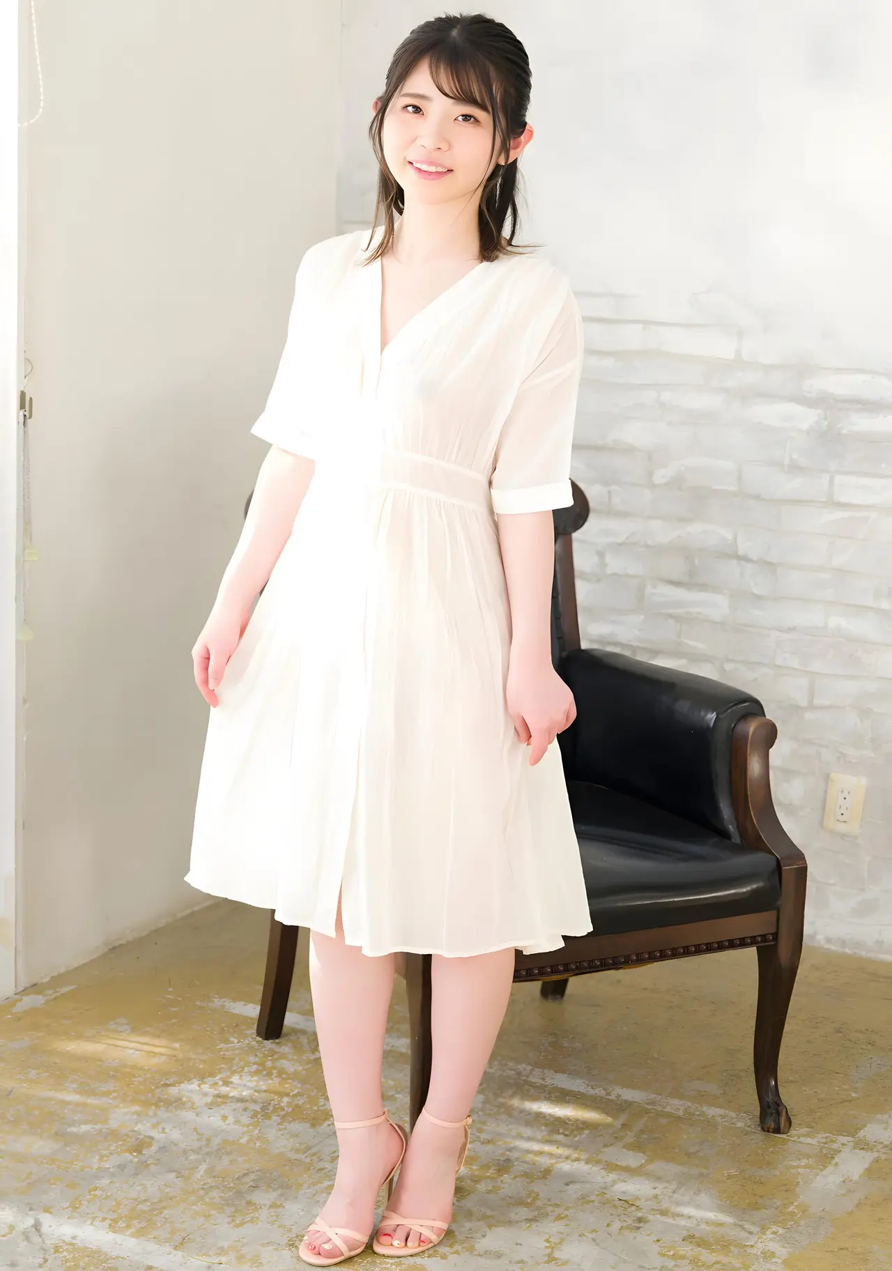 [葵いぶき] 美乳直接溢出 性感大爆發