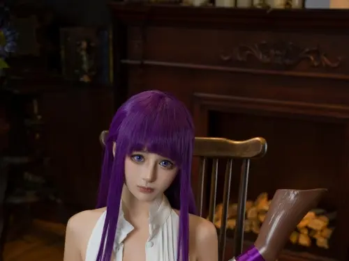 網絡美女桜井甯甯葬送的芙莉蓮白菲倫主題性感白色真空禮裙秀翹臀美腿撩人誘惑寫真