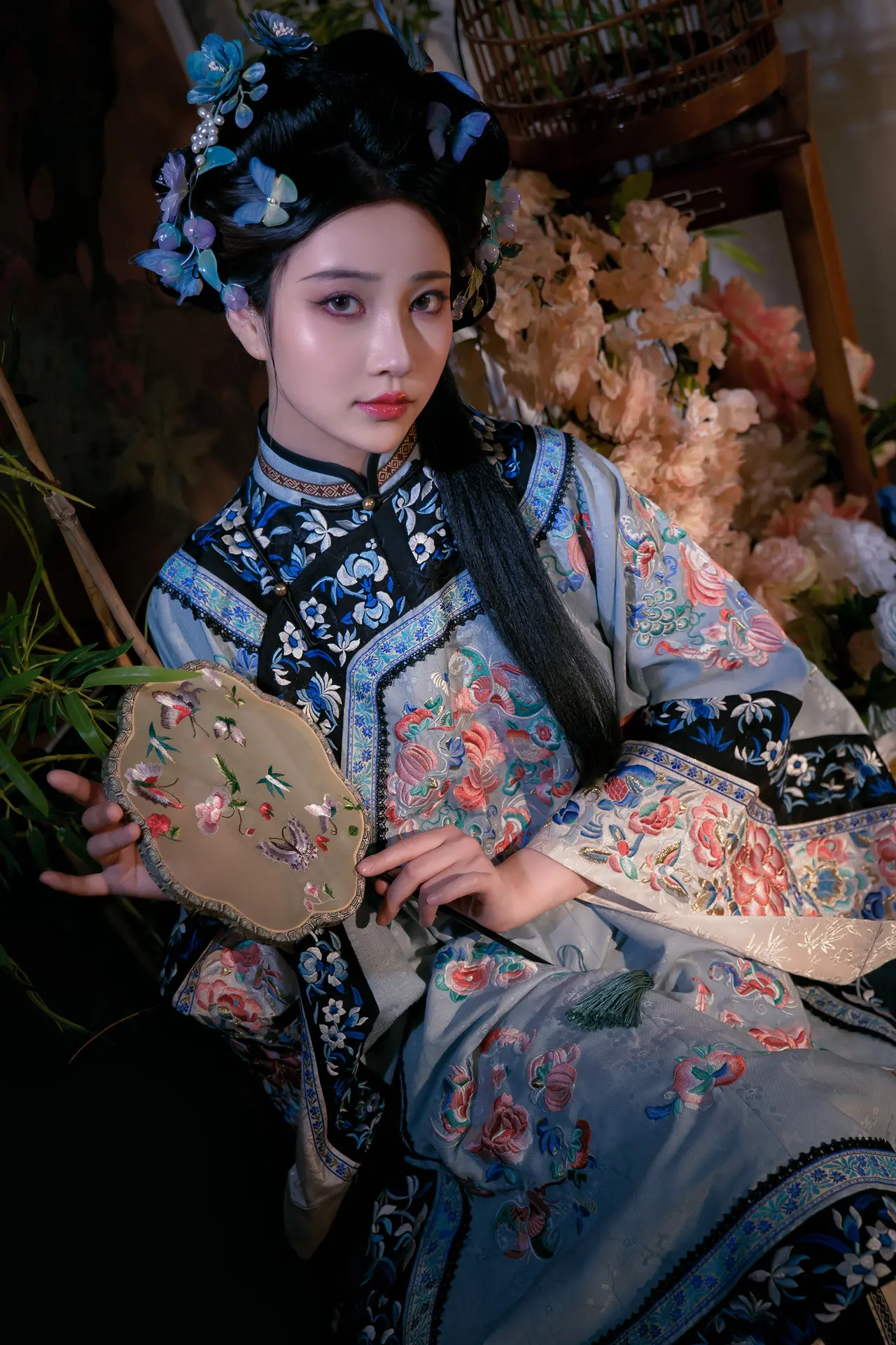 年年Nnian, 写真集 丝兰陵