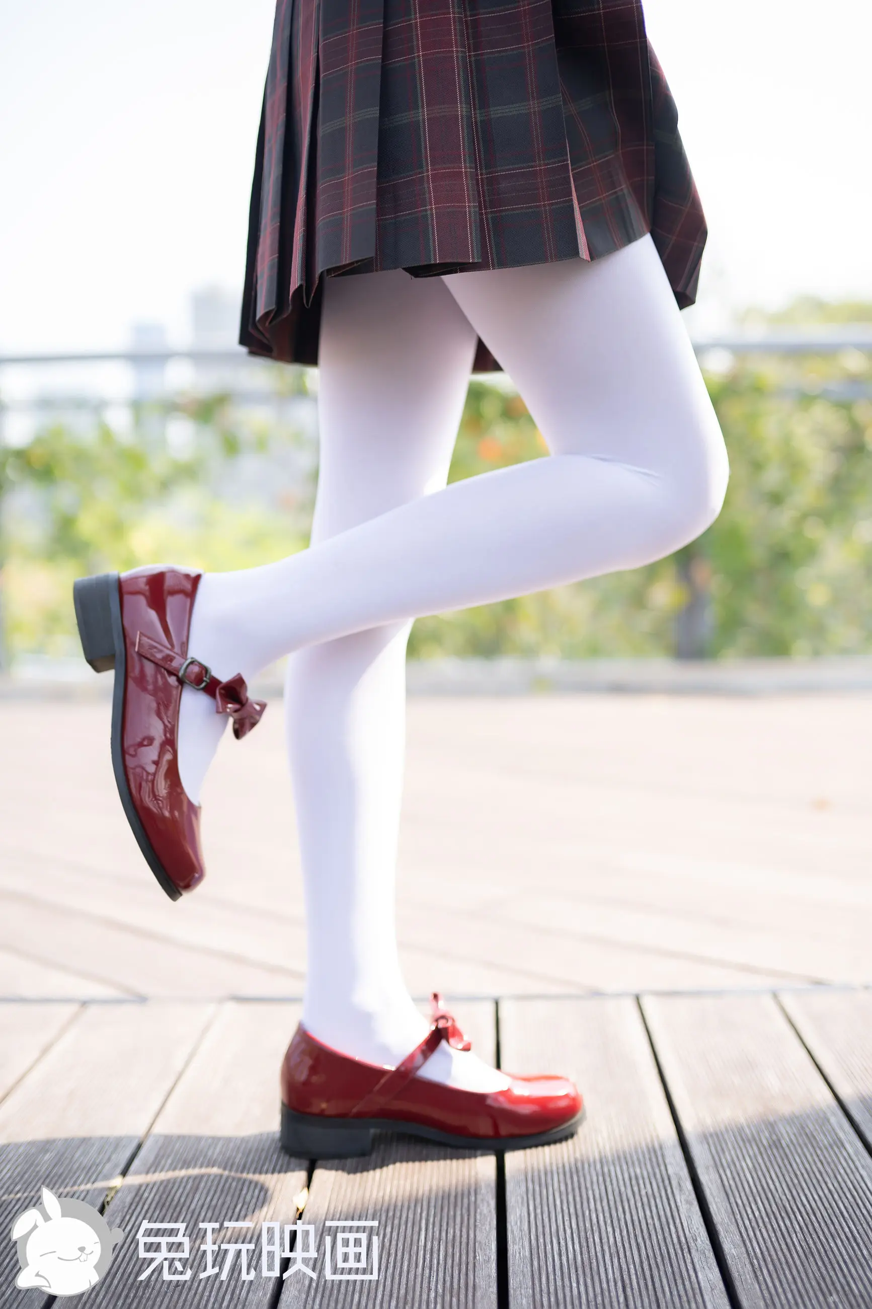 [兔玩映畫] - 蘇格蘭裙的紅色小包鞋